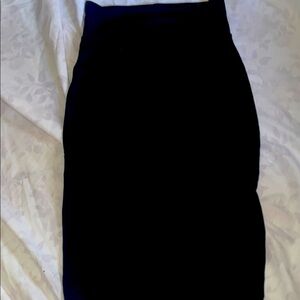 Elegant Black Pencil Skirt